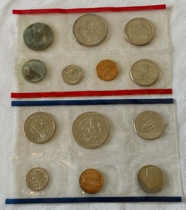 1981 PD Uncirculated US Mint set OGP (13 coins) - cello wrap only