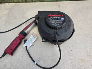 Snap-on Retractable Work Light