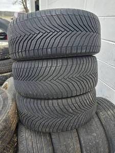 (3) 23550R18 Michelin Cross Climate2 Tires