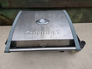 Cuisinart Grill Master Portable Gas Grille