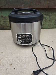 Aroma Pressure cooker