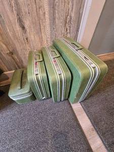 Vintage Samsonite Luggage Set