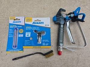 New Airless Paint Gun and Accessories