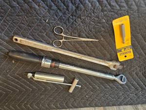38 Torque Wrench, 12 Breaker Bar, Window Removal Tool, Etc.