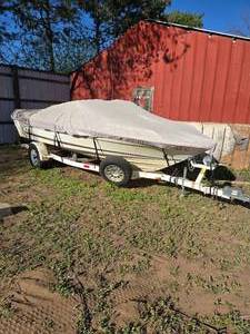 1984 20ft. Sea Ray, Open Bow, InboardOutboard Boat and Trailer