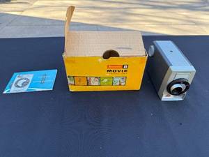 Kodak Brownie 8 Movie Camera f2.7