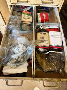 Briggs & Stratton 75-438 Premium Aramid Cord Belt 12 x 38 in - Oregon - contents only does not inc the filing cabinet