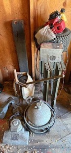 Honda Engine on Tire with PowerCommand Regulator - Vintage Workshop Tools