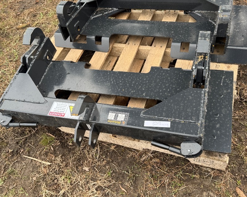 Wolverine 3 Point Quick Tach (PT-16-02C)