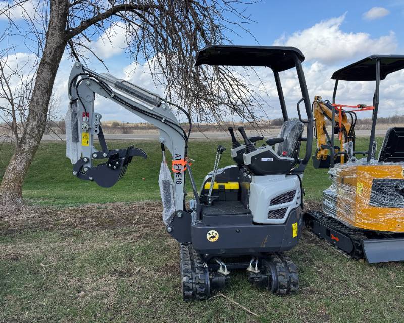 2026 ATS ME18 Mini Excavator (ATS-ME18)