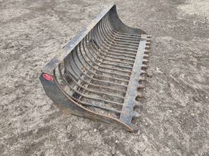 HH Fabrication Heavy Duty 80 Rock Bucket with Skid Steer Quick Attach