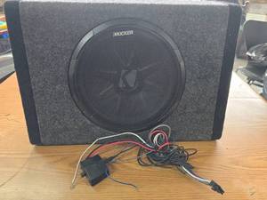 Kicker BassStation