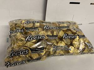Reeses Miniatures Cups