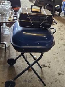 Char-Broil Portable Gas Grill and Charcoal Grill