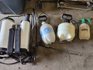 Backpack (broken wand) and Handheld Sprayers including 2 Gallon, 1 Gallon, and 3 Gallon Models