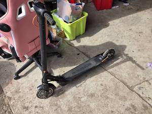 Hiboy Electric Scooter Model - Scooter - No ChargerUntested