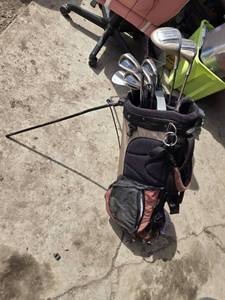 Ping G2 Golf Clubs (uncounted) and Bag, Cleveland CG10 and Spectra Clubs