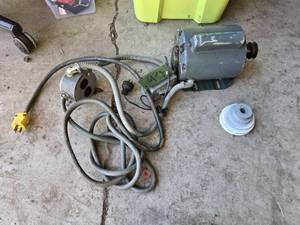 General Electric 13 HP 110220V AC Motor with Arrow-Hart Manual Motor Starter - Works