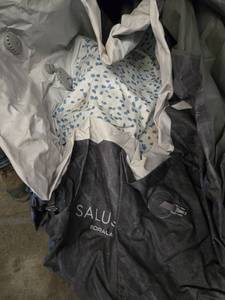 SaluSpa Boracay Inflatable Hot Tub with Bestway Pump - Untested