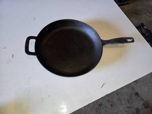 Food network Cast Iron Skillet 12-Inch Cookware