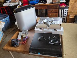 Sony DVD Dream System DAV-FC7 with RCA DVD Home Theatre System RTD217, speakers, remote, and cables -  - Power On Nothing Else Tested