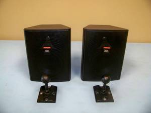 (Pair) 5.25 JBL Control 25 2-Way 200W Shielded Indoor  Outdoor Loudspeakers  Speakers with InvisiBall Mounting Systems