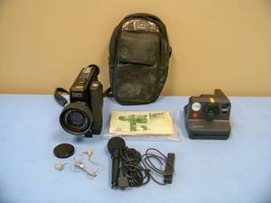(1) Vintage 1970s Canon Canosound 514XL-S Super 8 Sound Movie Camera with Microphone  Mic Accessories and (1) Polaroid Now PRD009095 Analog Instant Camera