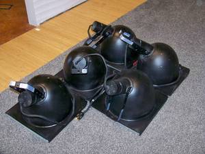 (5) Altman 14 Scoop Lights