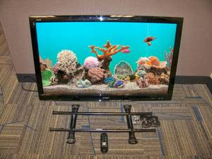 52 Sharp LC-52D78UN 1080p AQUOS LCD TV with Wall Mount and Remote Control