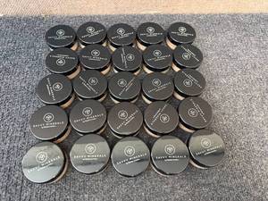 25 Jars Of Savvy Minerals Foundation