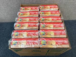 12 Packs Of Ritz Peanut Butter Crackers