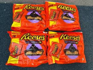4 Bags Of ReeseS Chocolate Lava Cups
