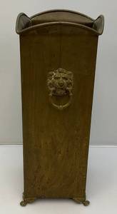 20 12 Brass Lion Adorned Umbrella Stand