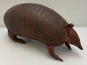 Vintage Armadillo Handbag (As Seen) One Foot Repaired And Hole Present &amp Zipper Stuck