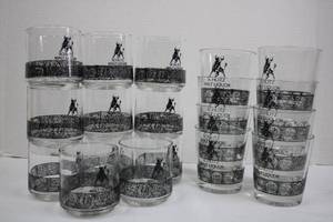 Schlitz Malt Liquor Glasses - Vintage Barware Set (Lot of 19)
