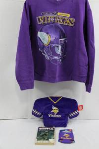 Pro Player Minnesota Vikings Sweatshirt - Purple with Helmet Graphic