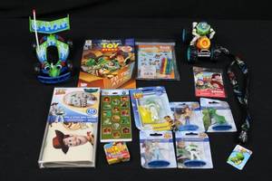 Toy Story 4 Collectibles Vehicles, Figures & Wall Decals