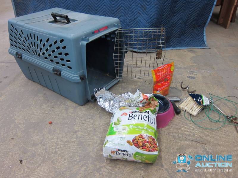 Small Dog Kennel with Accessories