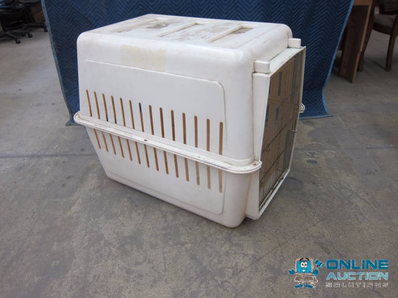 Large Dog Kennel