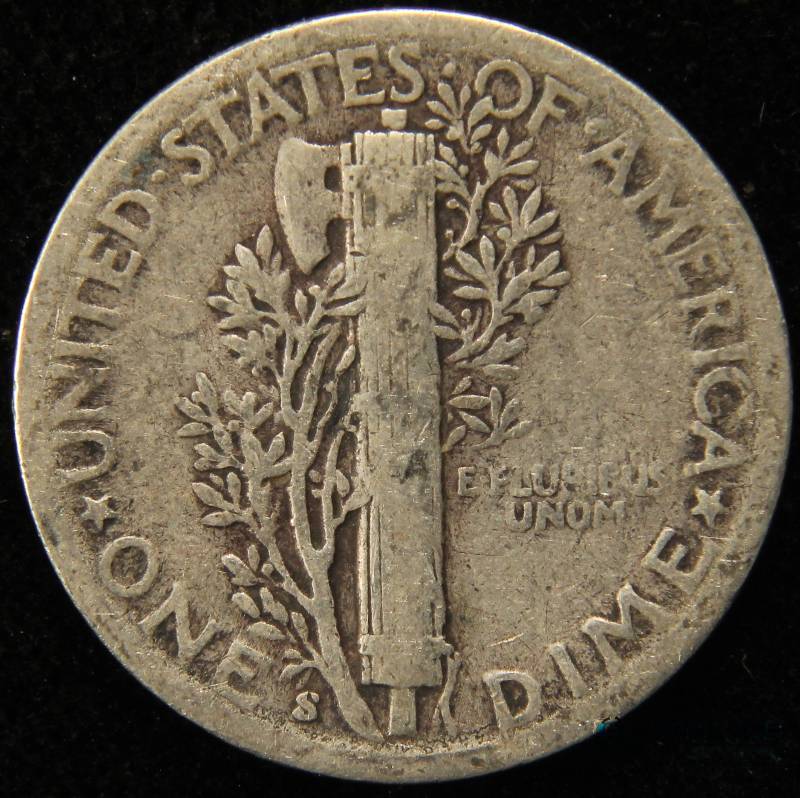 lot 8 image: 1945 S US MERCURY DIME FINE