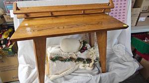 End Table, Santa, Plate Shelf