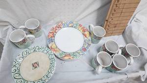 Corelle Dishes- 8 Plates,8 Salad Plates, 7 Cups