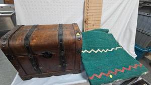 Storage Box--Navajo Inspired Rug Approx 4x6