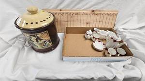 Caf Cookie Jar and Minature Tea Set Pieces