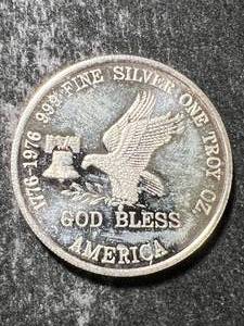 1 TROY OZ .999 FINE SILVER ROUND