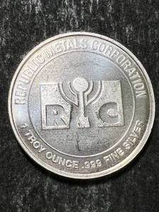 1 TROY OZ .999 FINE SILVER REPUBLIC METALS ROUND