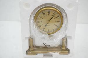 New Poly Mantle Clock. 7.5 tall