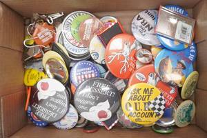 Vintage Button Pins & Keys