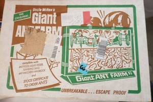 The Original Giant Ant Farm. New & Vintage