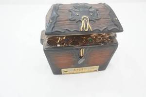 Vintage Jim Beam Treasure Chest Decanter. 19781979
